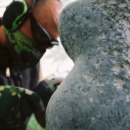 Martin Lunyszyn Arbeiten und Skulpturen mit Stein